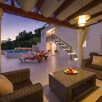 Luxury Maja With Whirlpool, Heated Pool, Gym, Sauna, Panoramic Sea Views Villa *