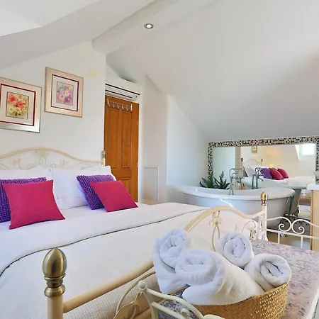 Maja With Whirlpool, Heated Pool, Gym, Sauna, Panoramic Sea Views Vila Jesenice (Split-Dalmatia)