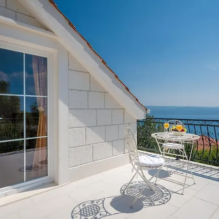 Villa Luxury Maja With Whirlpool, Heated Pool, Gym, Sauna, Panoramic Sea Views Jesenice (Split-Dalmatia)